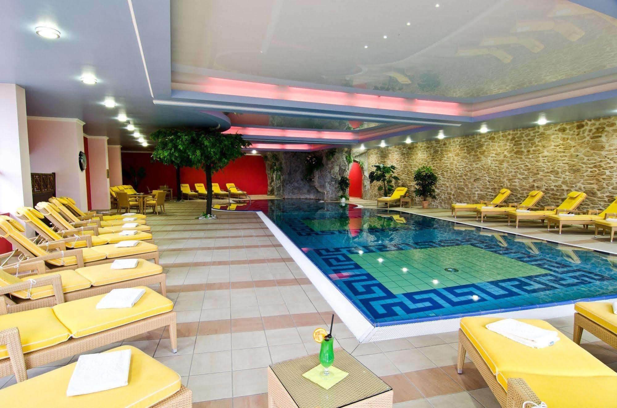 Schmelmer Hof & Hotel 4*